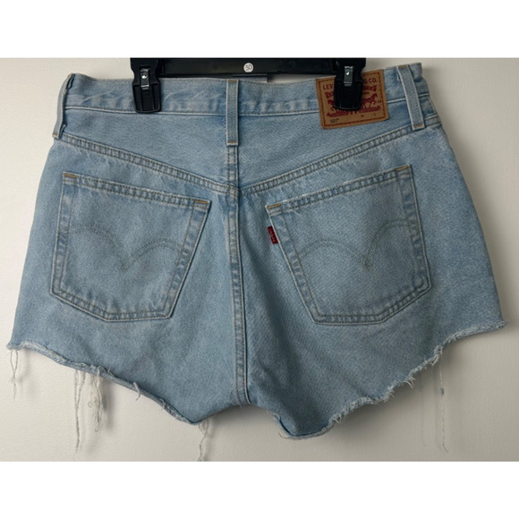 Levis Jeans Premium Shorts 501 Original Fit Distressed Women's Sz 28 Boho B14 - Picture 1 of 7